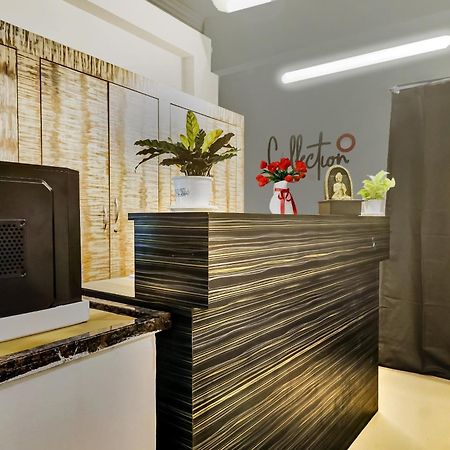 Super Townhouse Rcc Blizz Hotel Kondapur  Екстериор снимка
